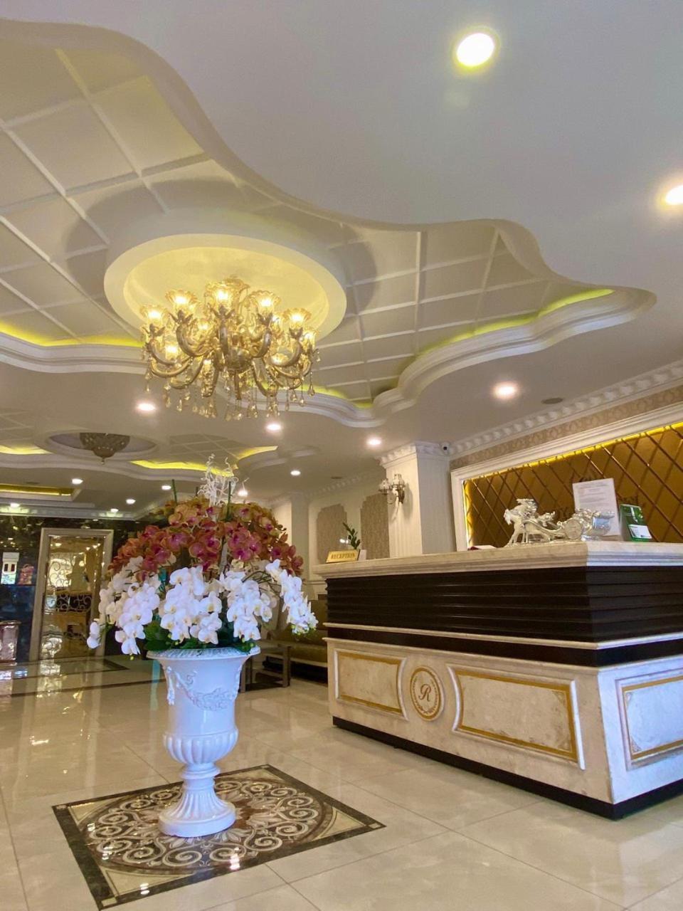 Royal Dalat Hotel Экстерьер фото