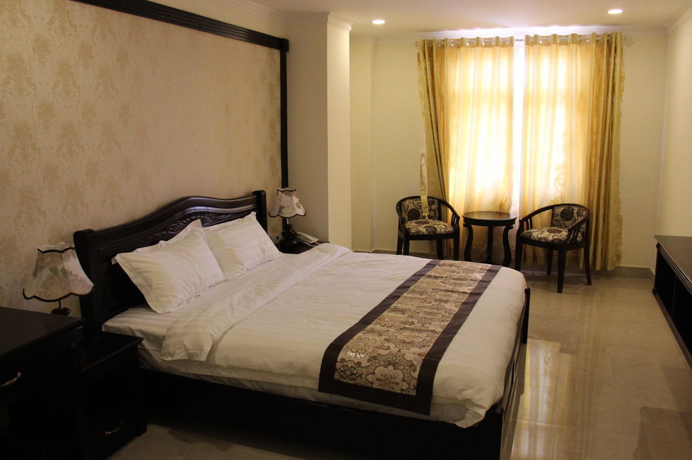 Royal Dalat Hotel Экстерьер фото