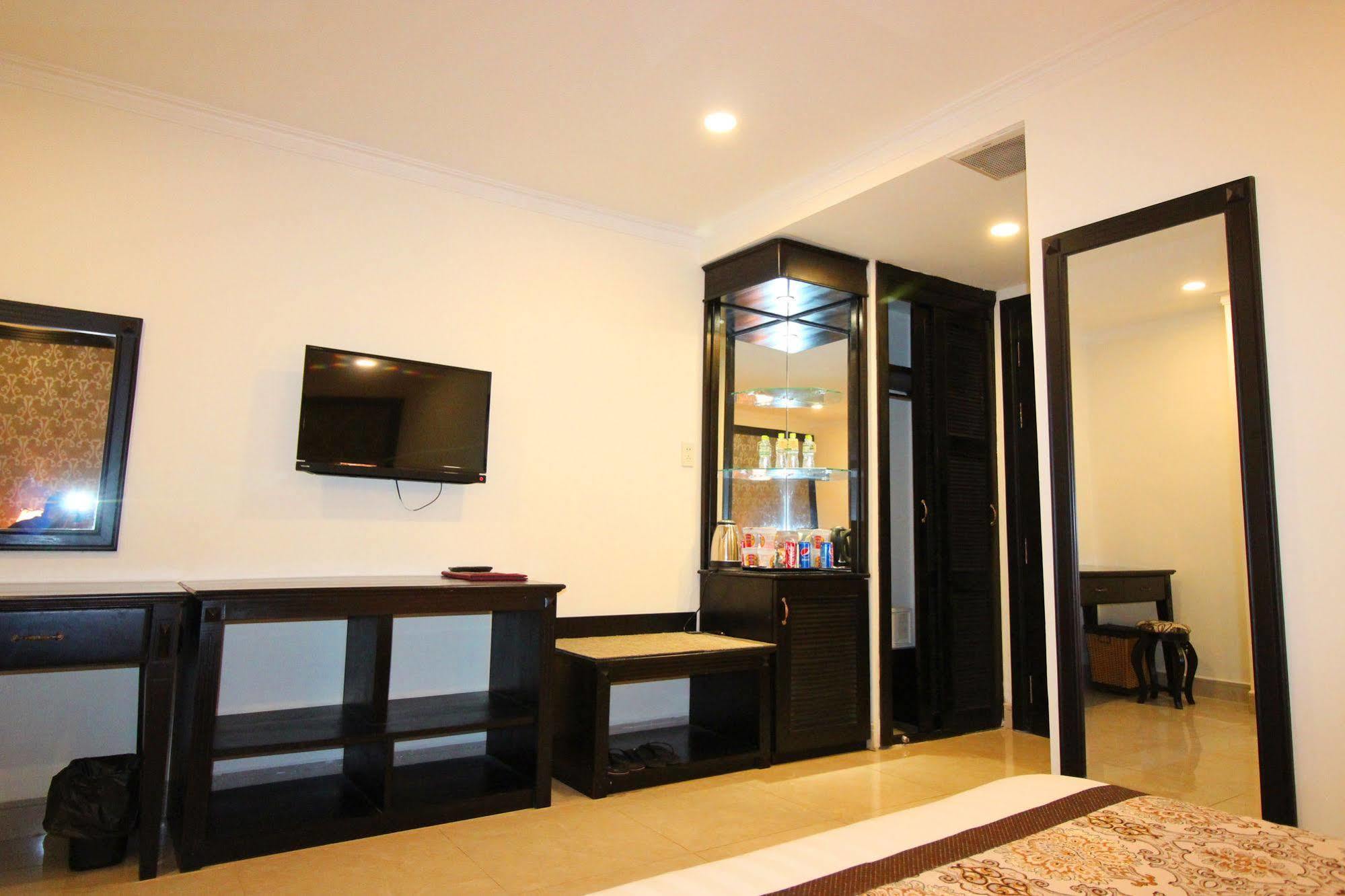 Royal Dalat Hotel Экстерьер фото